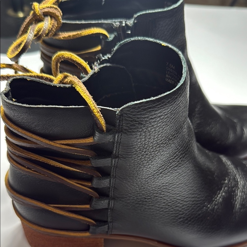 Korks Black Women's Ankle Boots Size 7.5M - Picture 11 of 12